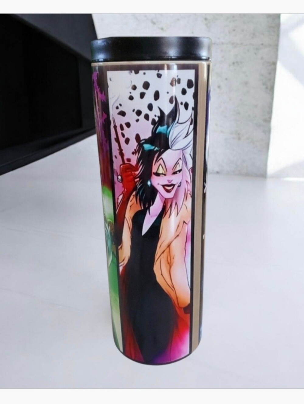 Disney Villains Cruella, Maleficent, Ursula 20oz Tumbler with duo lids 🎉sale
